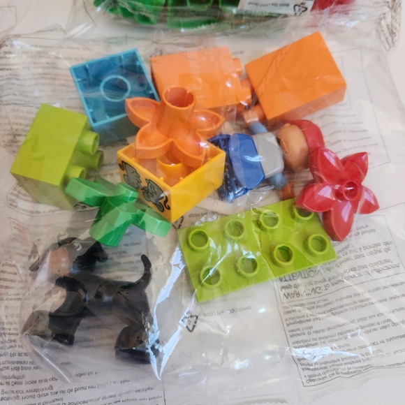 LEGO DUPLO Bulk Lot Building Blocks Bricks Assorted Colors Childrens Toy NWT - Picture 2 of 7